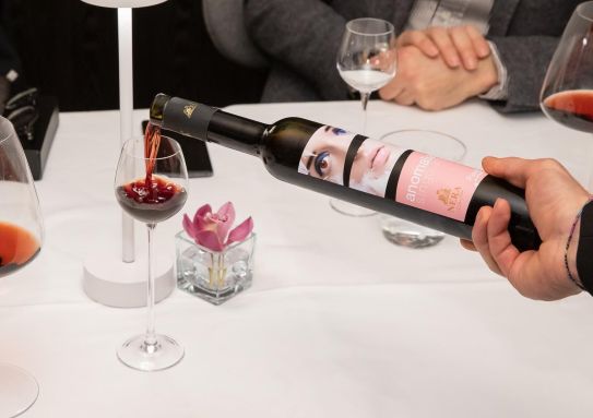 Vini delle cantine Caven e Nera alla cena di Gala Bassi Formaggi